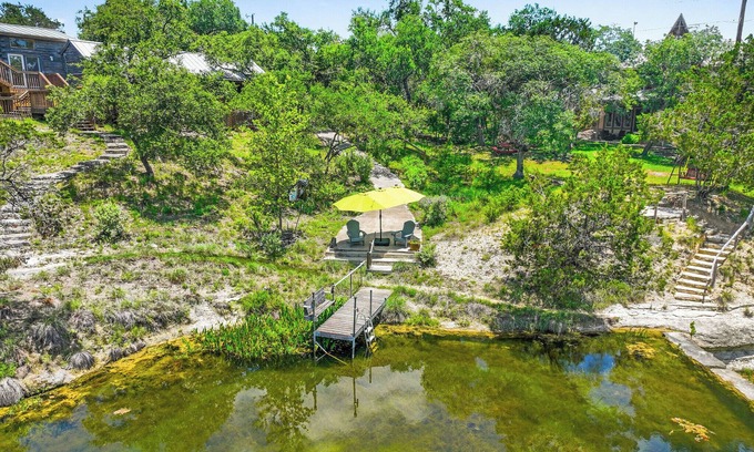 Wimberley House | Creekside Vista Escape - Cabin I/Creek, Stars