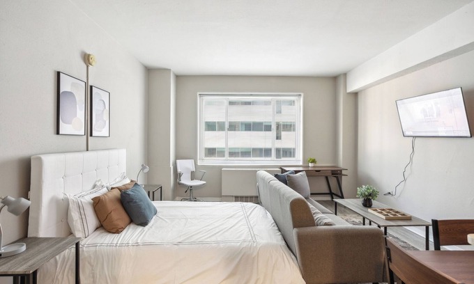 Midtown Apartment | Crest at Peachtree 503 spacious 1 Bd 1 Bth