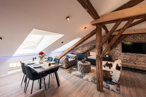 Passau Apartment | CREST - Riverside Lofts mit Parken I Balkon I Küche I Regendusche