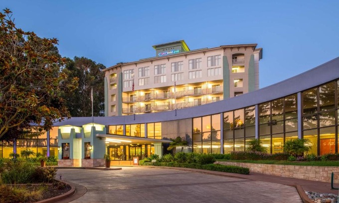 Palo Alto Hotel | Crowne Plaza Cabana Hotel by IHG