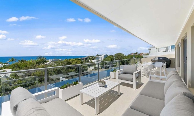 Sunshine Beach Apartment | Crystal Shores Sunshine Beach