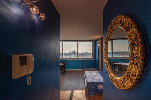 Treviolo Apartment | Crystal Tower M&M