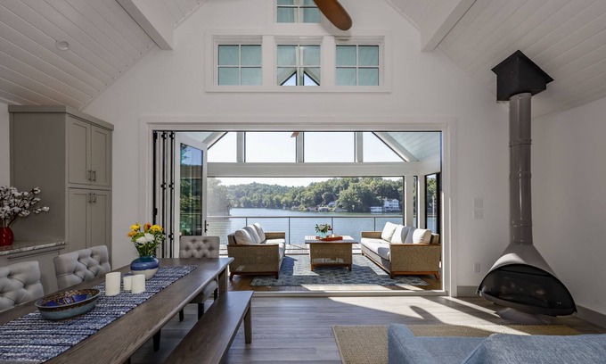 Lake Lure House | Cultivate Calm in a charming lakefront cottage