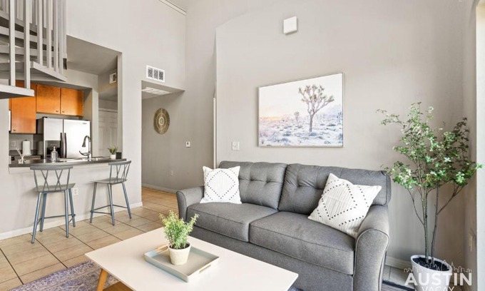 West Campus Apartment | Cute and Comfy Apartment by The University of Texas
