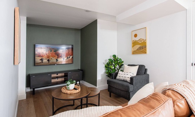 Cedar City Apartment | Cute Basement Apt: SUU, Shakespeare Fest, Nat’l Park, Free Parking & EV Charger