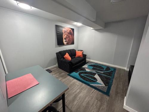 Highland Park Apartment | Cute Highlandpark (Lower A Unit)