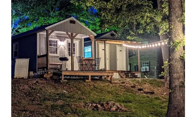 Mammoth Spring Cabin | Cypress Cabin "Tiny house"