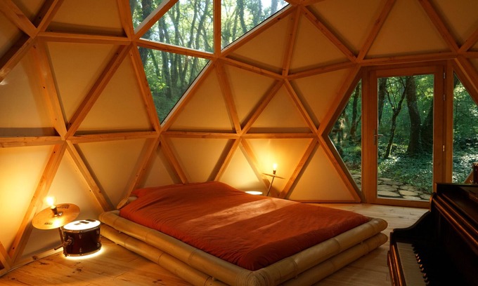 Parmilieu Bed & Breakfast | Dôme Haut de Gamme 30m2 + Petit Déjeuner Pour 2 Personnes