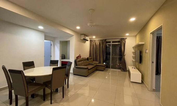 Daerah Kulai Apartment | D'putra Suite condo Johor Premium Outlet airport