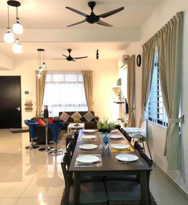 Bandar Penawar House | D12 Desaru Family KTV/Netflix/YouTube/WiFI/UPto18pax