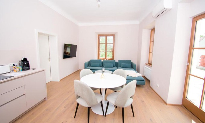 Feldbach Apartment | Das Torhaus