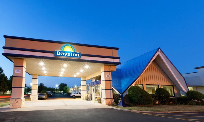 Norman Hotel | Days Inn by Wyndham Norman