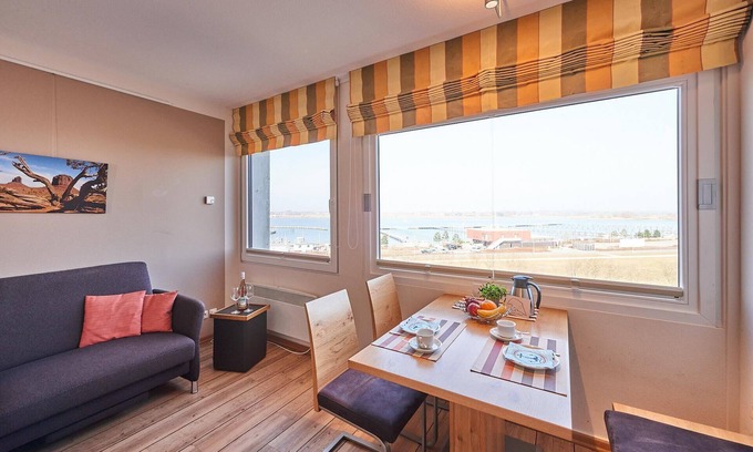 Ostholstein Apartment | Vacation apartment Hafenkoje in the apartment house Stranddistel 4 on Fehmarn