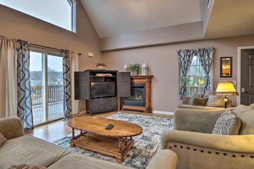 Osage Beach House | Deck and Fire Pit Lake-View Osage Beach Home!