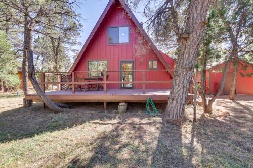 Overgaard House | Decks and Fire Pit Rustic-Modern Overgaard Cabin!