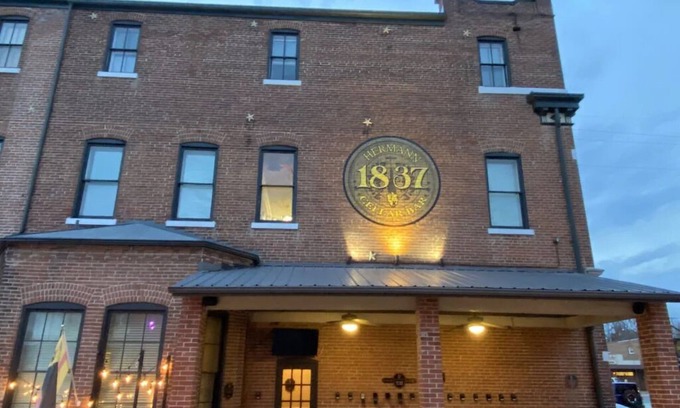 Hermann House | DeFlorin Stone Cottage, Hermann's Popular Downtown Home, Free Wine $20 Shuttle