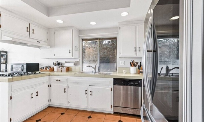 Hacienda Heights House | Delightful Home in Hacienda Hts w/Indoor Fireplace