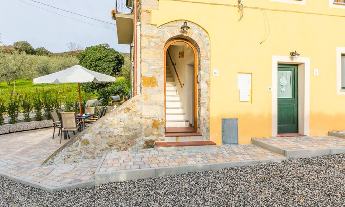 Santa Luce House | delle Ginestre by Interhome