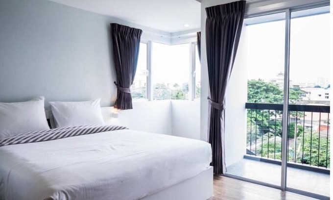 Chang Phueak Apartment | Deluxe Apartment for rent in Chiangmai (DVR-16)