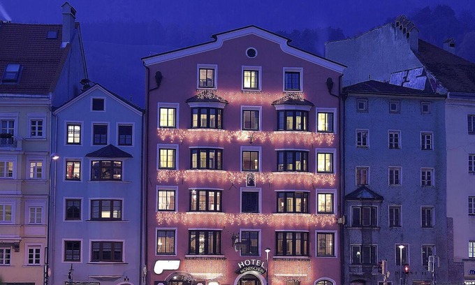 Innsbruck City Centre House | Deluxe room - Hotel Mondschein