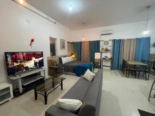 Minglanilla Apartment | Deluxe studio unit at Modena Town Sq