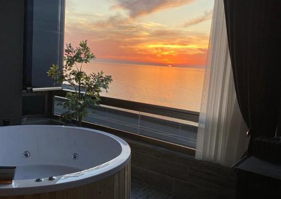 Ardesen House | DENİZ VE VİLLA