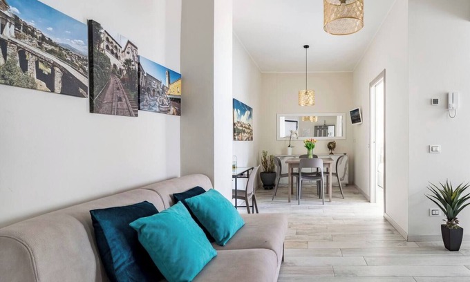 Bergamo Apartment | Description SNT Apartment