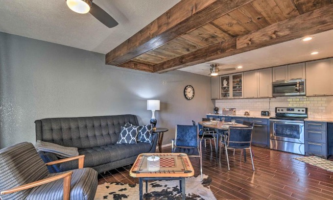 Apache Junction Apartment | Desert Getaway with Patio about 6 Mi to Tonto Natl Forest