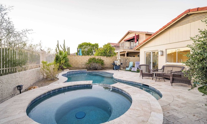 Ahwatukee Foothills House | Desert View Home, Pool & Hot Tub