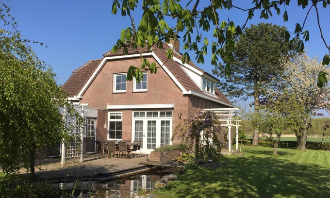 Dishoek Villa | Detached Villa for 8 people in Dishoek 500 meters from the beach and sea