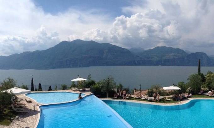 Brenzone sul Garda Villa | Detached villa on Lake Garda with breathtaking views
