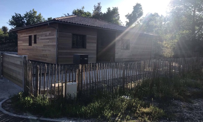 Lit-et-Mixe House | DETACHED WOODEN HOUSE 4BED SWIMMING POOL & JACCUZI BED AND MIXE NEAR CONTIS OCEAN