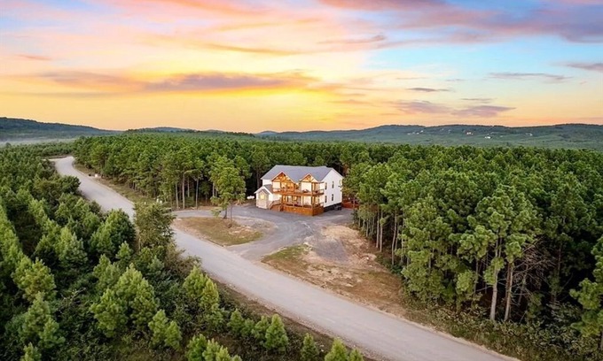 Pickens Cabin | Diamond Sunset Retreat w/Pool, Hot Tub, Game Room & Stunning Outdoor Spaces!