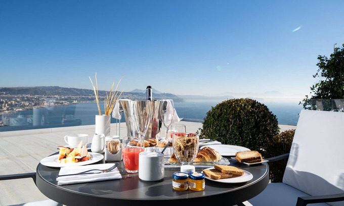 Baia House | Dimora dei Lari