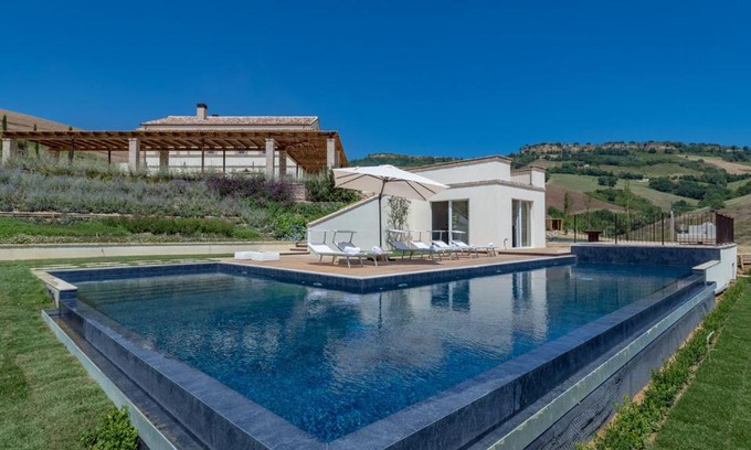 Montefiore dell'Aso Villa | Dimora Montefiore 11, Emma Villas