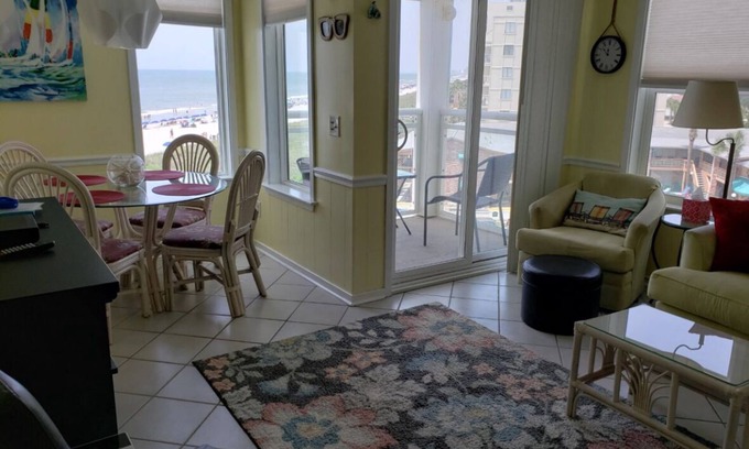 Ash Condo | Direct Oceanfront-2 Bedroom 2 Bath-A Place at the Beach 406