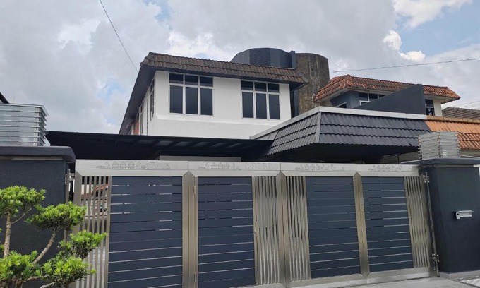 Taman Intan House | DIY Ocean BB 5BR Home Near Hak Yi Gai, 18 Guests