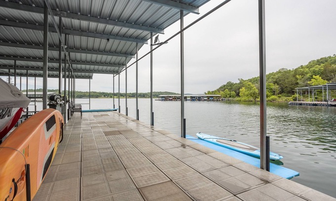 Shell Knob Cabin | Do you have an anniversary coming up? This is the perfect place!