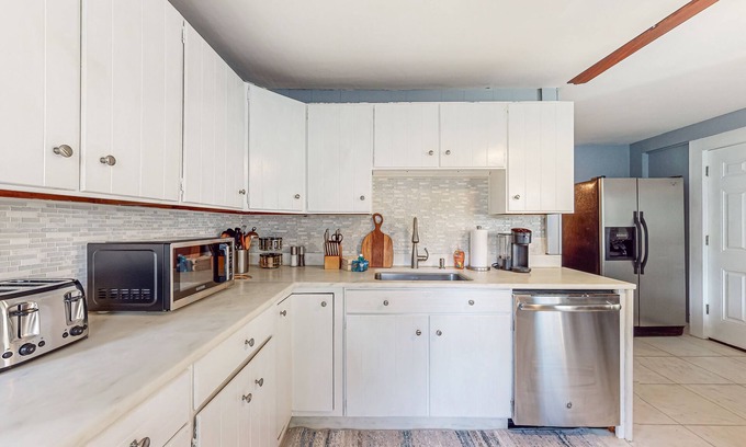 East Haven  Rutland County House | Dog-friendly duplex near Pico & Killington with firepit, back porch, streaming
