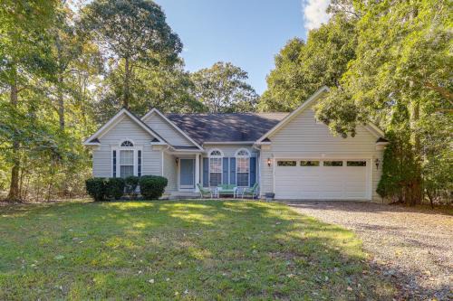 Captain's Cove House | Dog-Friendly Family Retreat Near Chincoteague Bay!