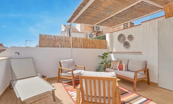 Perchel Norte Apartment | Dolores Penthouse in Malaga by Solaga Holiday Homes