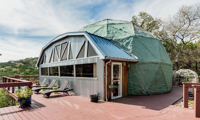 Stonehedge Estates House | ★ Dome House with Skyline View ★ Total Privacy Yet Only 10 Min to Downtown ★