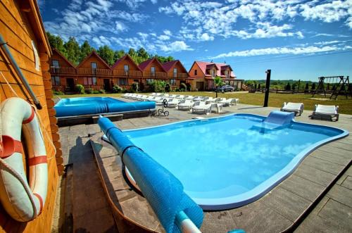 Jaroslawiec Resort | Domki Letniskowe Orka