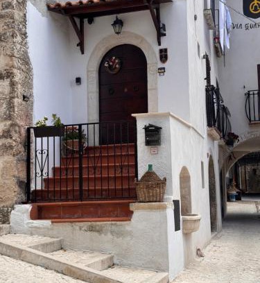 Pacentro House | Domus Pacinus