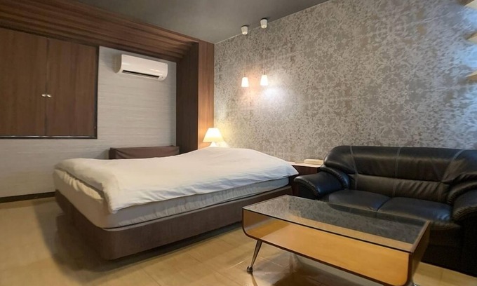 Chuo Hotel | Donkies jungle