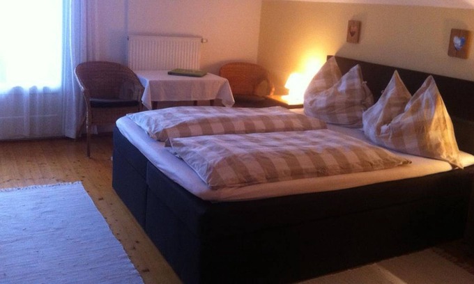 Lendorf Apartment | Doppelzimmer Abendrot - Bauernhof Stauder