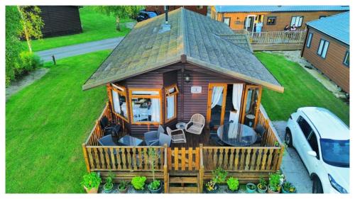 South Lakeland Leisure Village House | Dot's Place 1