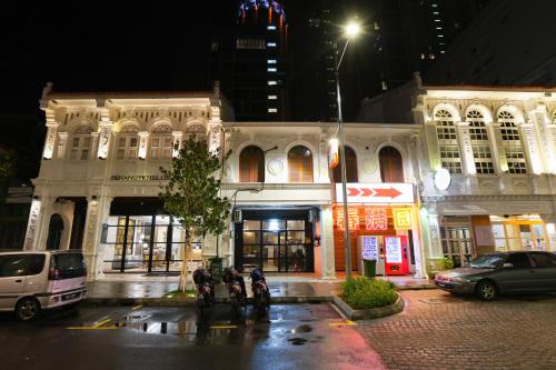 Downtown George Town House | Dou Houz Georgetown