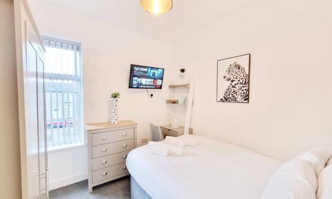 Burnley House | Double room-Standard-Ensuite RM 2