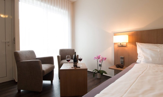 Bockingen Apartment | Double room terrace - Gästehaus Bauer with winery